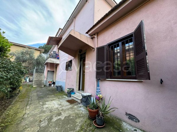 appartamento in vendita a Roma in zona Casal Morena