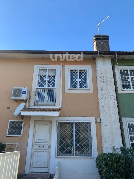 casa indipendente in vendita a Roma in zona Casal Palocco