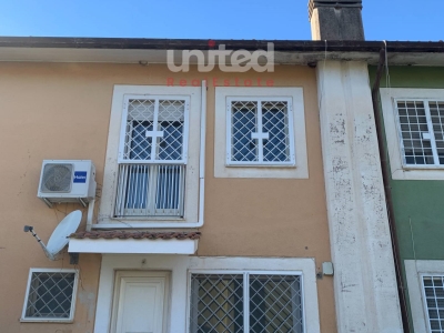 casa indipendente in vendita a Roma in zona Casal Palocco