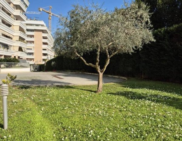 appartamento in vendita a Roma in zona Torre Gaia