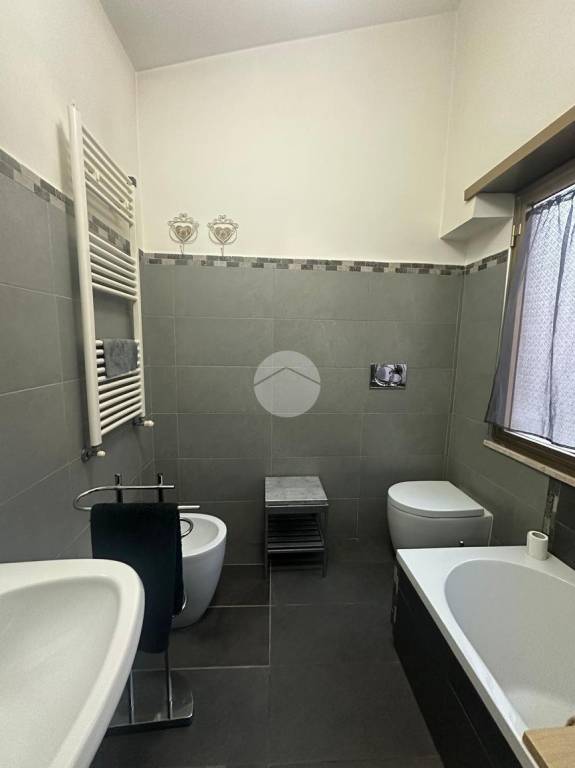 appartamento in vendita a Roma in zona Tor Bella Monaca