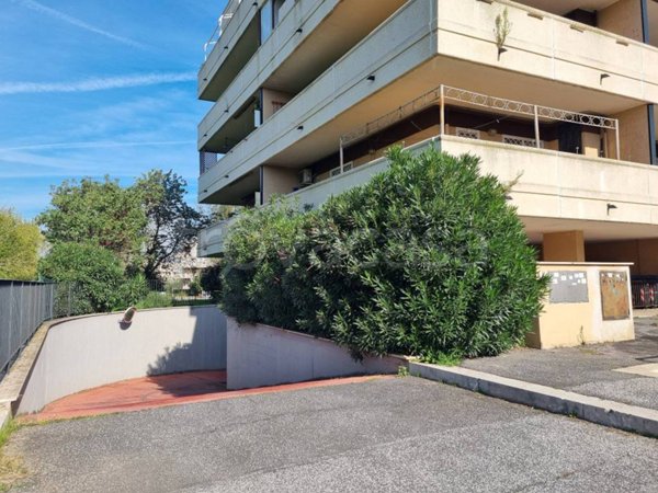 appartamento in vendita a Roma in zona Ponte di Nona
