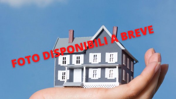 appartamento in vendita a Roma in zona Labaro
