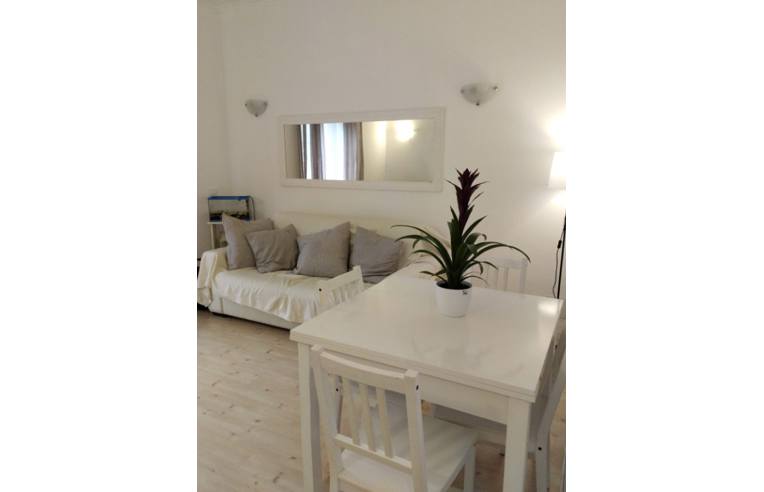 appartamento in vendita a Roma in zona Torre Angela