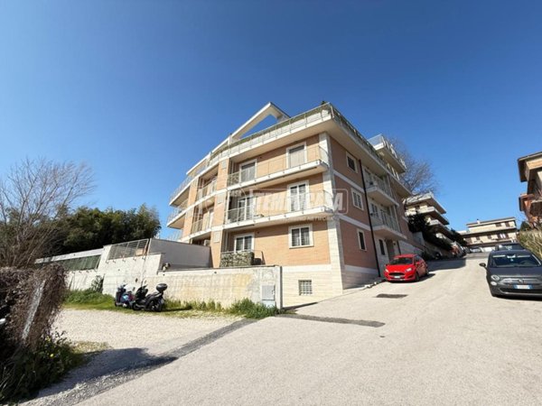 appartamento in vendita a Roma in zona Palmarola