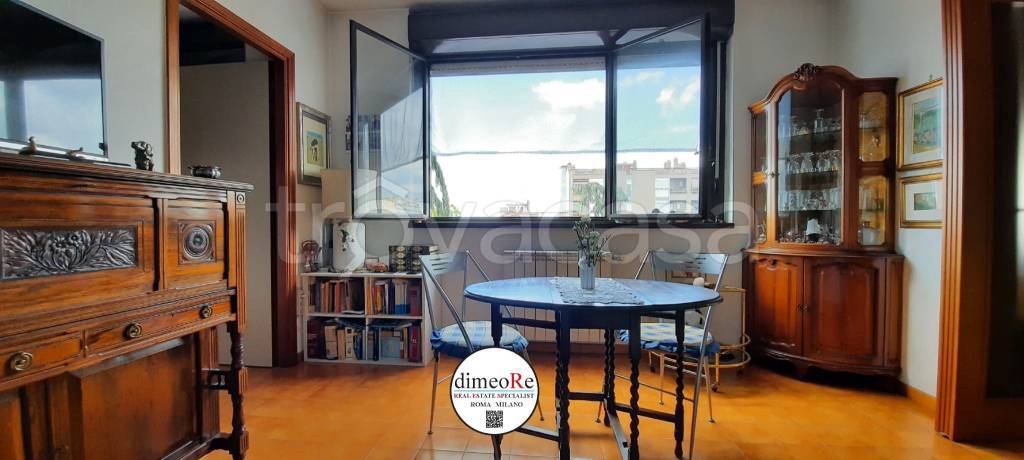 appartamento in vendita a Roma in zona Spinaceto
