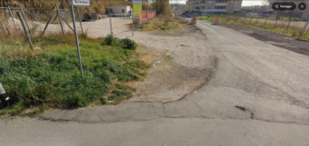 terreno edificabile in vendita a Roma in zona Torrino