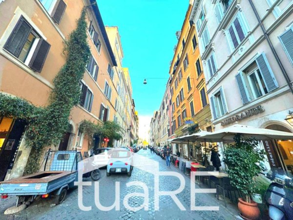 appartamento in vendita a Roma in zona Rione Monti/Campitelli