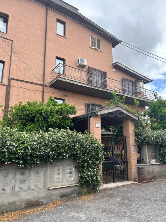 appartamento in vendita a Roma in zona Trigoria