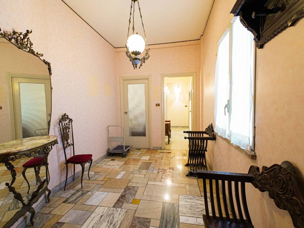 appartamento in vendita a Roma in zona Gianicolense