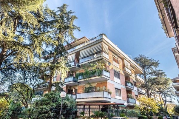 appartamento in vendita a Roma in zona Tuscolano