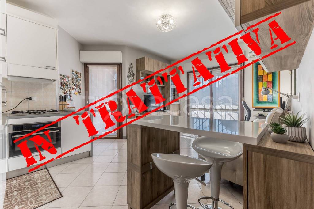 appartamento in vendita a Roma in zona Romanina