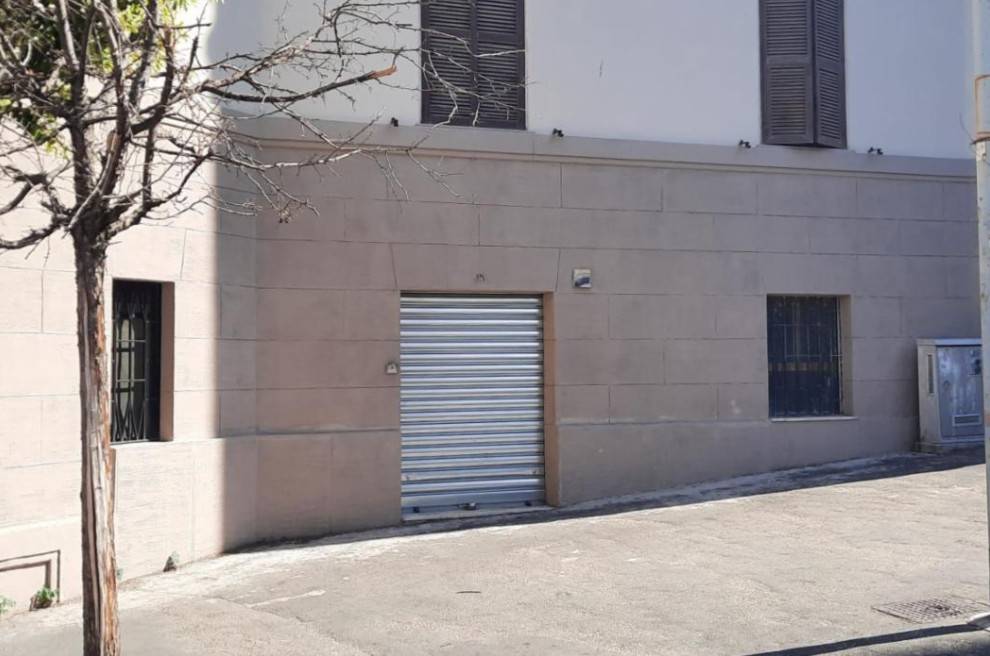negozio in vendita a Roma in zona Ostiense
