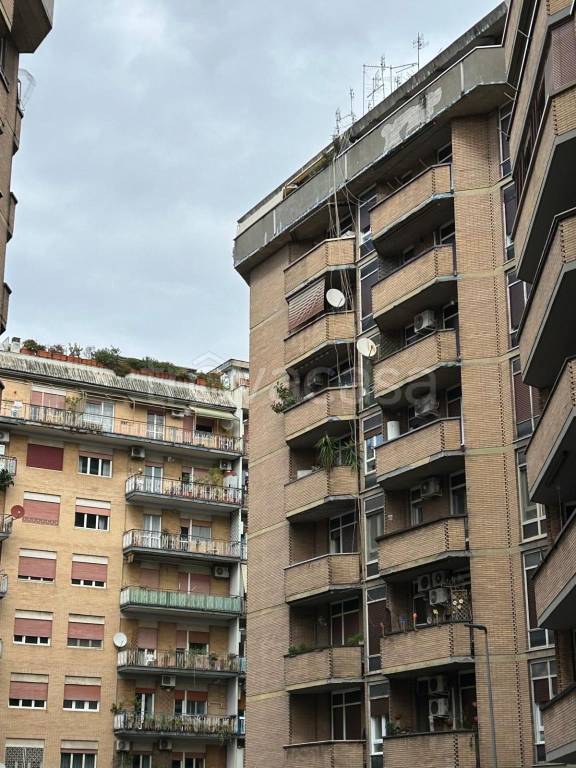 appartamento in vendita a Roma in zona Portuense