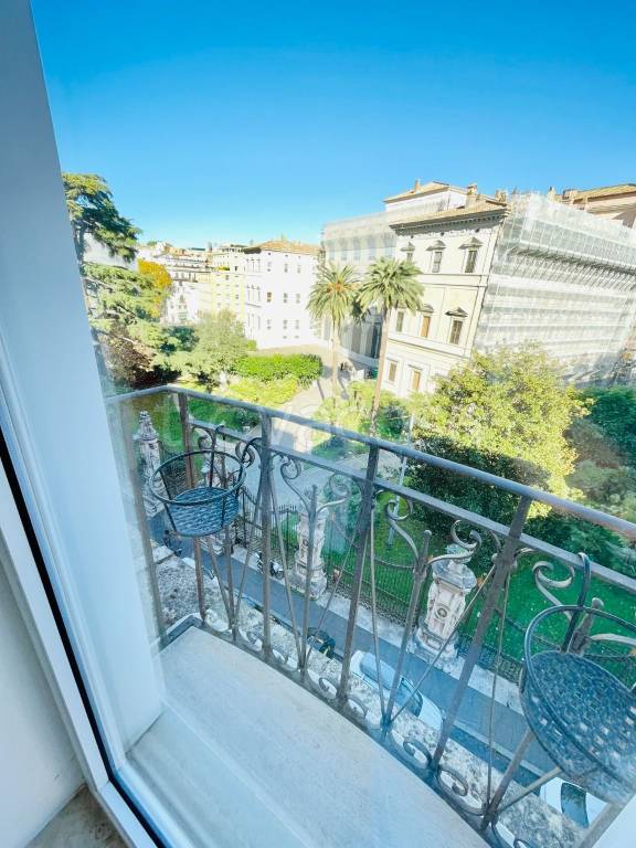 appartamento in vendita a Roma in zona Campo Marzio