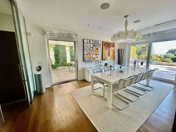 casa indipendente in vendita a Roma