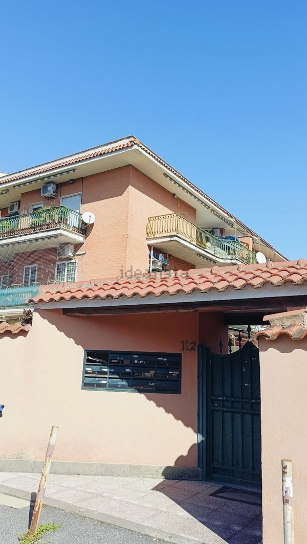 appartamento in vendita a Roma in zona Selva Candida