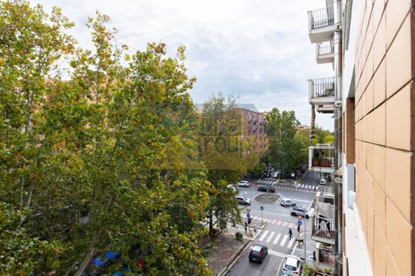 appartamento in vendita a Roma in zona Don Bosco