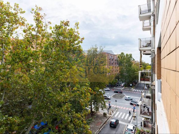 appartamento in vendita a Roma in zona Don Bosco