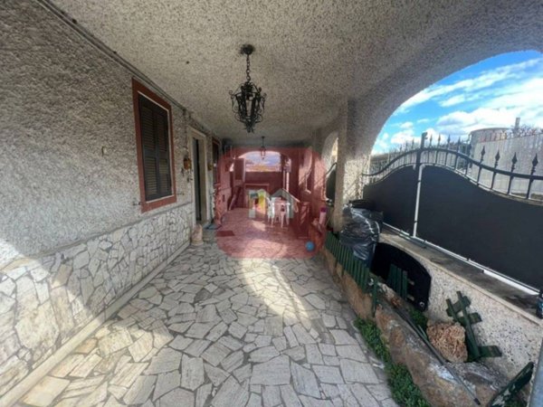 appartamento in vendita a Roma in zona Finocchio