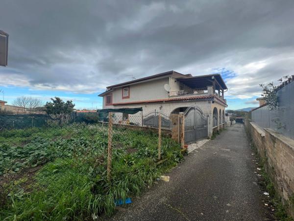 appartamento in vendita a Roma in zona Finocchio