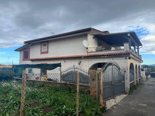 appartamento in vendita a Roma in zona Finocchio