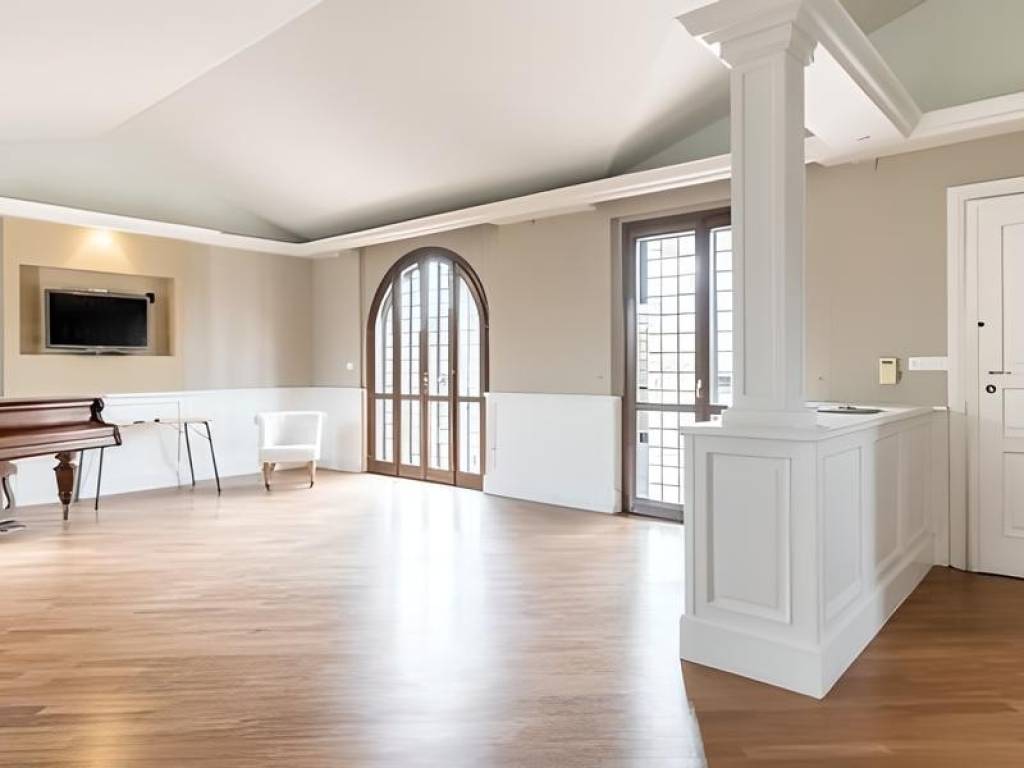 casa indipendente in vendita a Roma in zona Fonte Laurentina