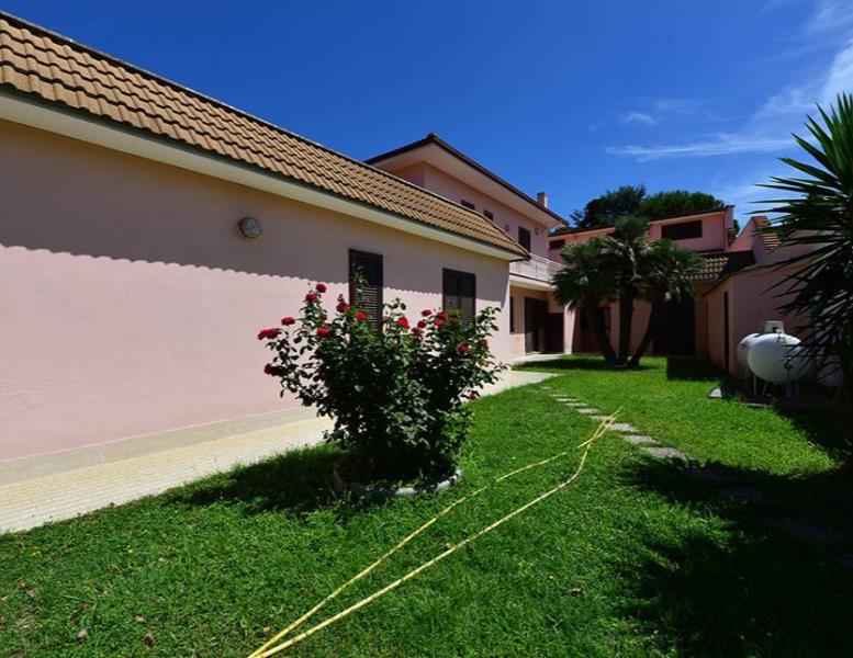 casa indipendente in vendita a Roma in zona Aurelio