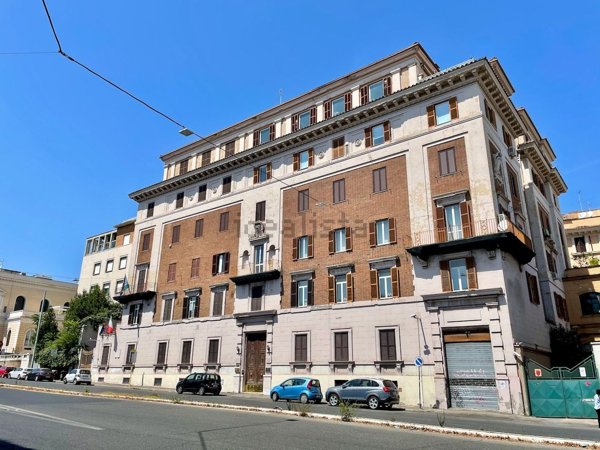 appartamento in vendita a Roma in zona Nomentano