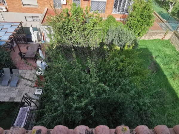appartamento in vendita a Roma in zona Acilia