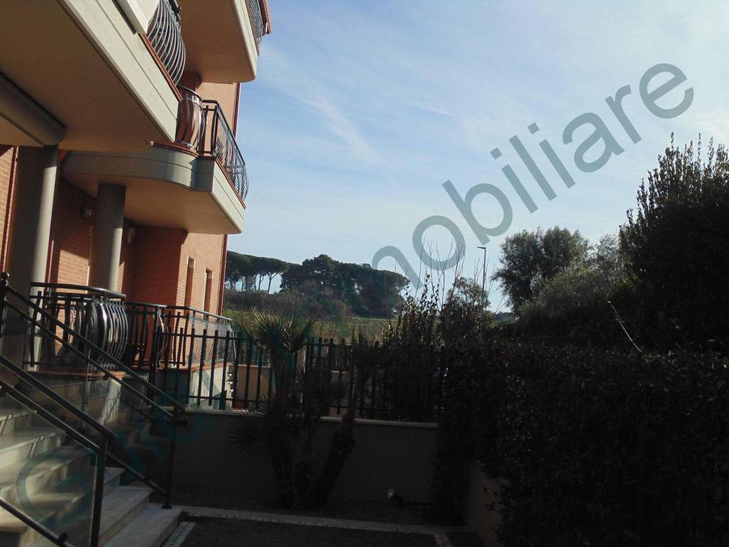 appartamento in vendita a Roma in zona Finocchio