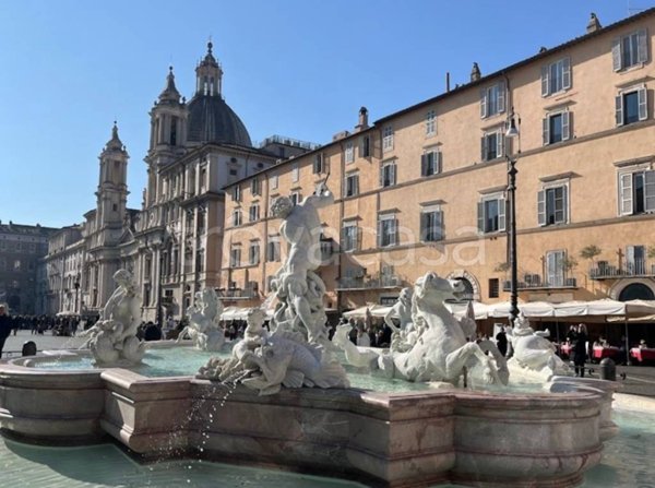 negozio in vendita a Roma in zona Parione/Sant'Eustachio