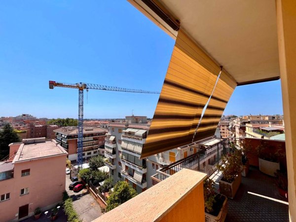 appartamento in vendita a Roma in zona Gianicolense