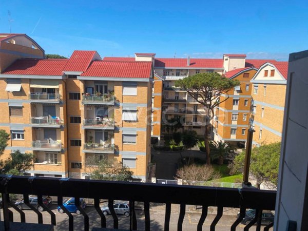 appartamento in vendita a Roma in zona Ostia