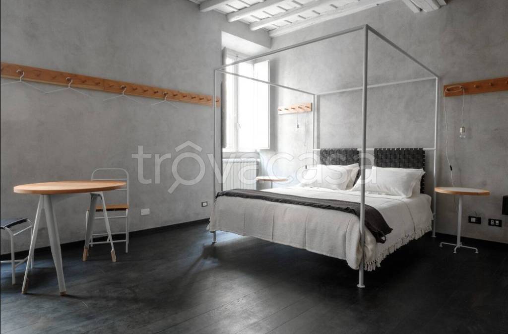 appartamento in vendita a Roma in zona Rione Monti/Campitelli