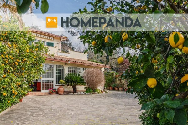 casa indipendente in vendita a Roma in zona Castel di Leva