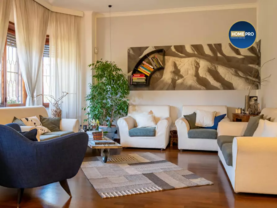 casa indipendente in vendita a Roma in zona Axa