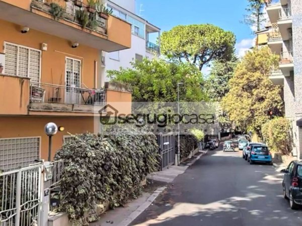 appartamento in vendita a Roma in zona Tor di Quinto