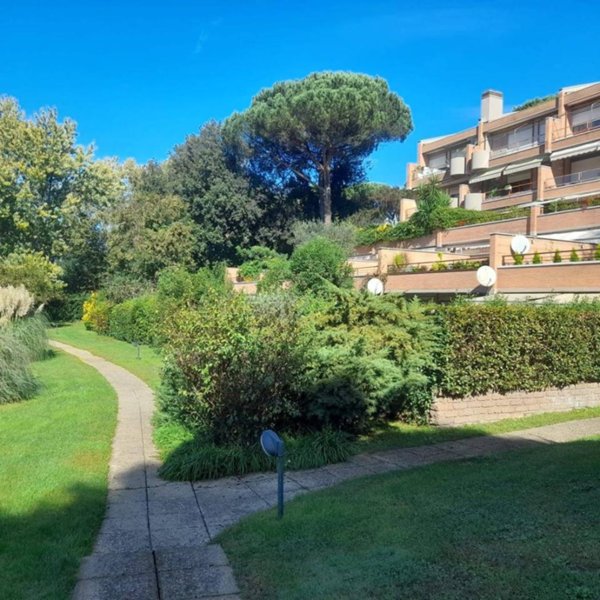 appartamento in vendita a Roma in zona Olgiata