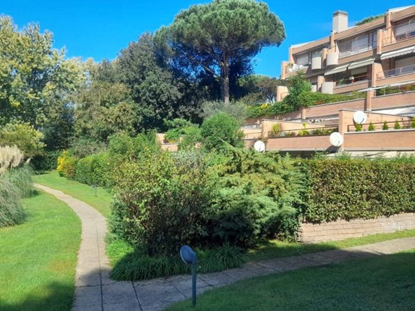 appartamento in vendita a Roma in zona Olgiata