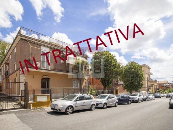 appartamento in vendita a Roma in zona San Basilio