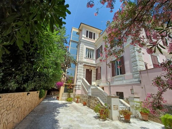 casa indipendente in vendita a Roma in zona Gianicolense