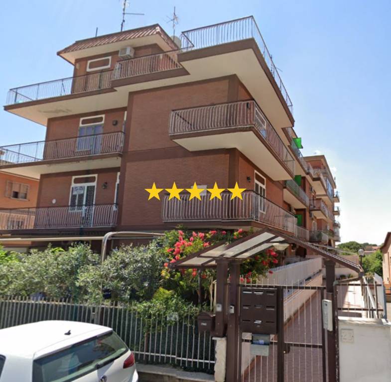 appartamento in vendita a Roma in zona Finocchio