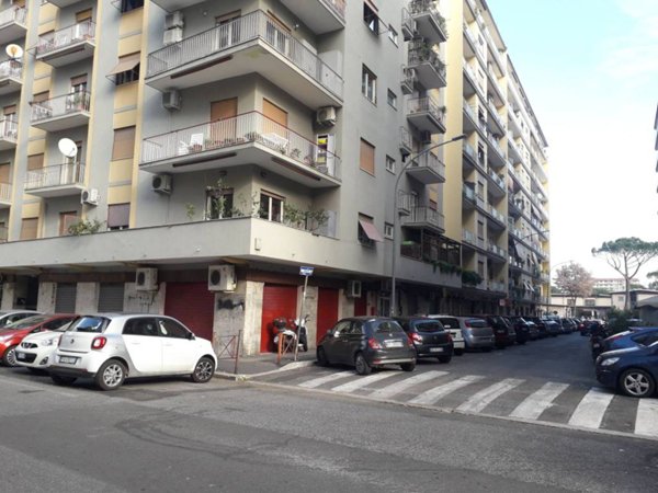 negozio in vendita a Roma in zona Prenestino-Labicano