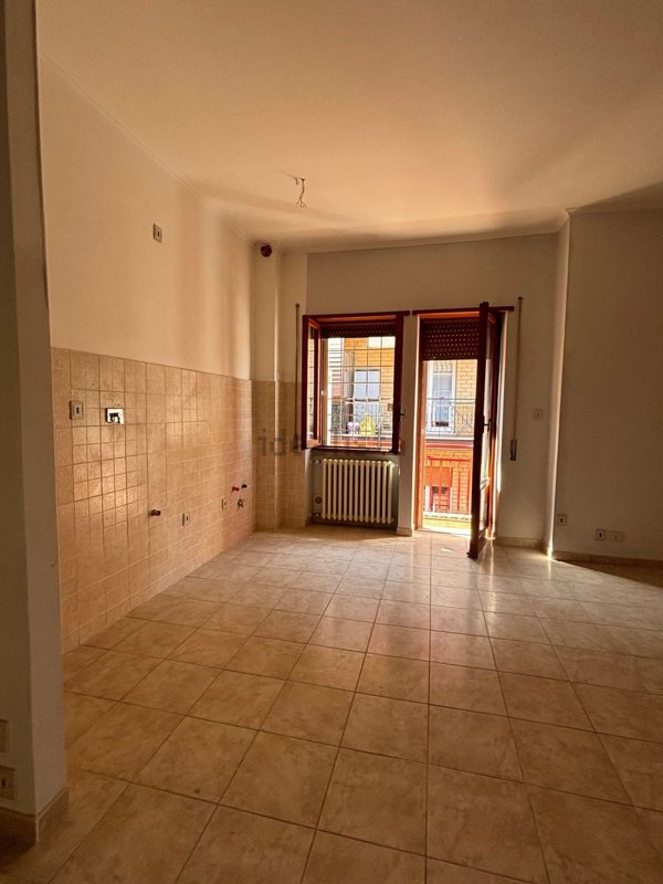 appartamento in vendita a Roma in zona Tor Bella Monaca