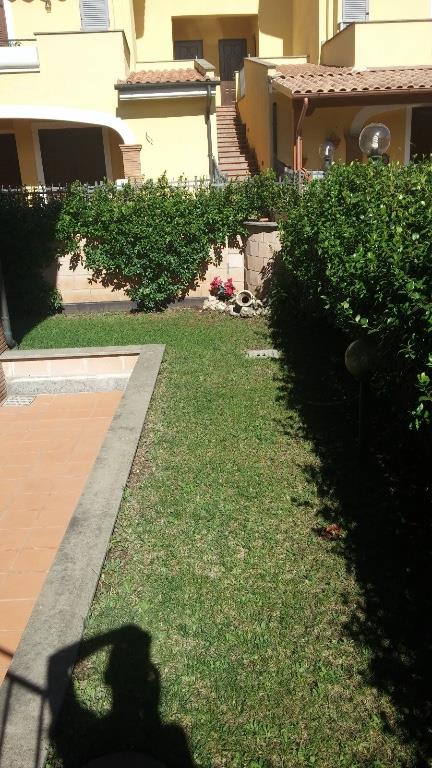 casa indipendente in vendita a Roma in zona Ponte di Nona