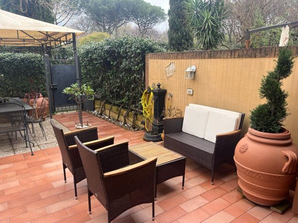appartamento in vendita a Roma in zona Ardeatino