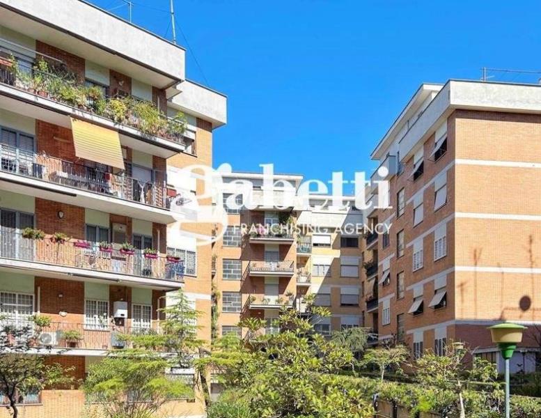 appartamento in vendita a Roma in zona Collatino