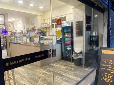 negozio in vendita a Roma in zona Ostiense