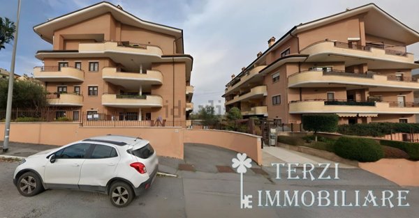 appartamento in vendita a Roma in zona Ponte Galeria